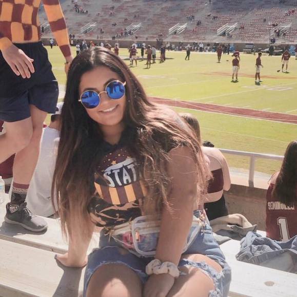 Meet your Posher, Jade - Picture 1 of 1